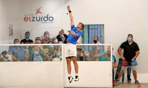 Una partida en El Zurdo. Una partida en El Zurdo.