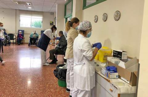 Vacunación en la residencia La Safor (Gandia)