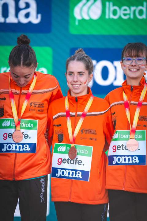 Carla Breco en el podio Sub23.