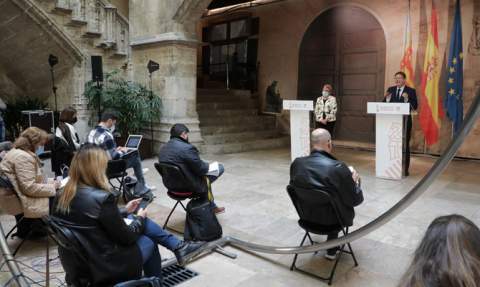 Barceló y Puig, en rueda de prensa. Barceló y Puig, en rueda de prensa.