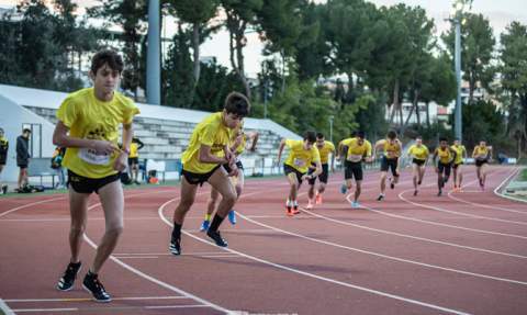 Entrenamientos en la pista de atletismo de Gandia. / Foto: Javier Cloquell. Entrenamientos en la pista de atletismo de Gandia. / Foto: Javier Cloquell.