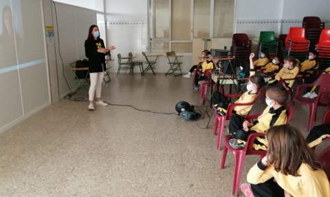 Presentaci&oacute;n de la iniciativa a los escolares.