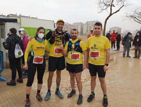 Algunos participantes del club en el KM Vertical de Gandia.