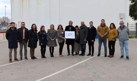Visita de Ricardo Arias al polideportivo.