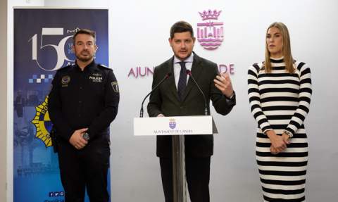 Presentación en rueda de prensa. Presentación en rueda de prensa.