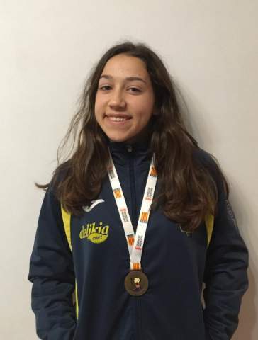 La marchadora &Aacute;ngela Casanova consigui&oacute; el oro en los 3.000 metros.