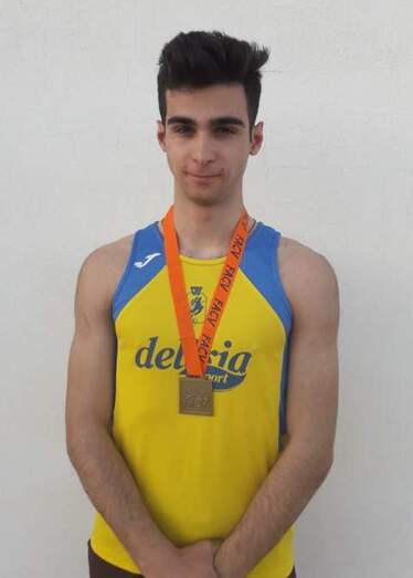 Héctor Mas.