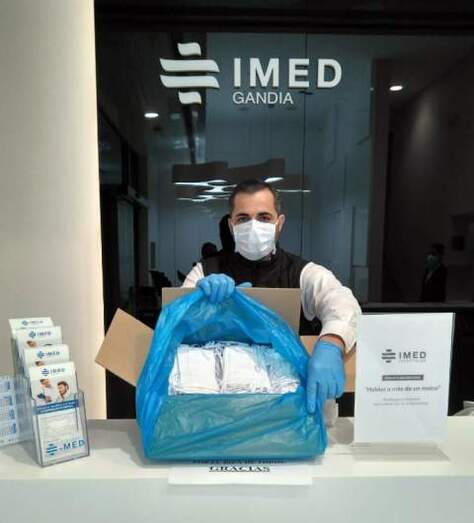 Entrega al hospital IMED.