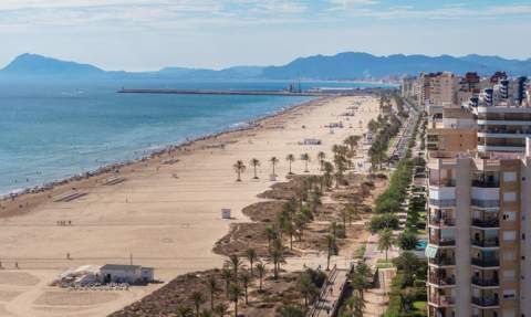 Vista de la Playa Nord de Gandia.