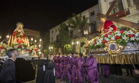 El encuentro en el Jueves Santo de 2017. / Foto: Àlex Oltra. El encuentro en el Jueves Santo de 2017. / Foto: Àlex Oltra.