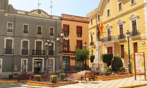 Pla&ccedil;a de l'Ajuntament.