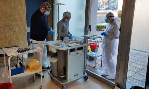 Pruebas de coronavirus en el ambulatorio de Corea (Gandia). Pruebas de coronavirus en el ambulatorio de Corea (Gandia).