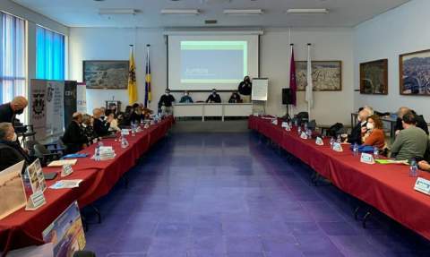 Imagen de la reunión, el sábado en Gandia. Imagen de la reunión, el sábado en Gandia.
