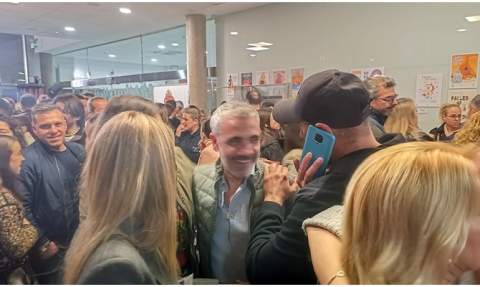 Alegr&iacute;a de Mart&iacute;nez y su equipo tras conocer el resultado.