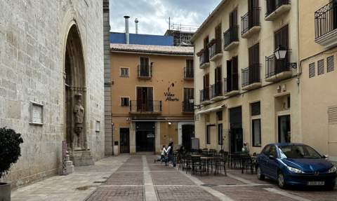 Plaza dels Ap&ograve;stols.