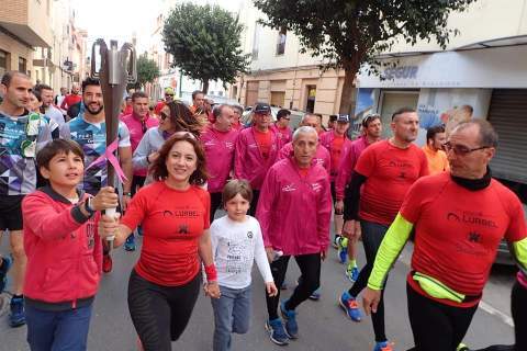 Anna Blanco, del CA Safor, lleva la antorcha en el Reto Solidario contra el C&aacute;ncer.