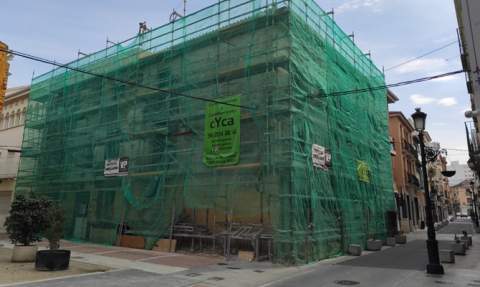 Una obra en el centro de Gandia. Una obra en el centro de Gandia.