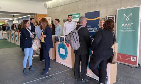 Expositores en el Foro. Expositores en el Foro.