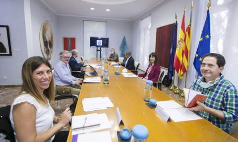 Reunión para concretar la aplicación de la herramienta. Reunión para concretar la aplicación de la herramienta.