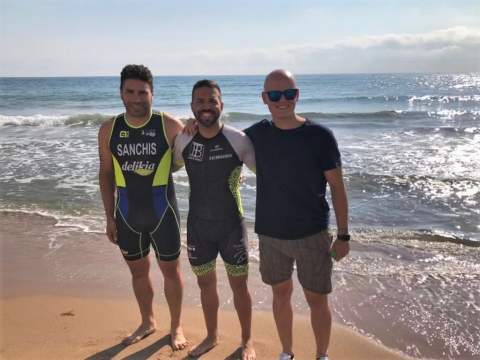 Jos&eacute; Juan Sanchis, Vicent Gregori y Kevin Santos en la Travessia Platja de Tavernes.