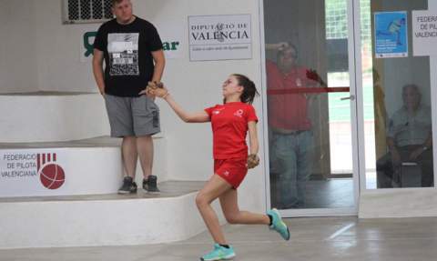 Claudia Peris.