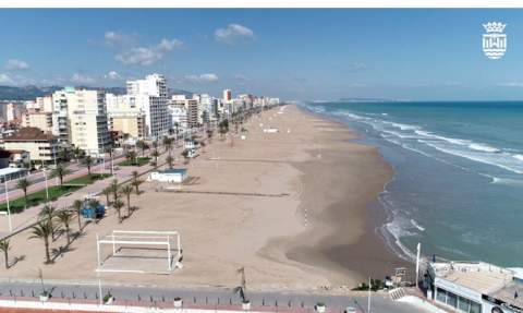 La playa de Gandia, en una imagen reciente.