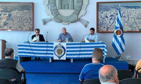Un momento de la asamblea, el mi&eacute;rcoles en Fomento.