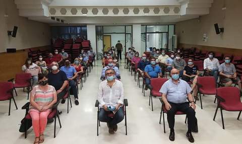 Los consejeros de la Mancomunitat, en el pleno. Los consejeros de la Mancomunitat, en el pleno.
