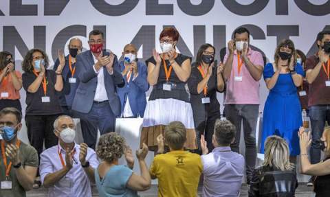 Mic&oacute; celebra con su candidatura los resultados.