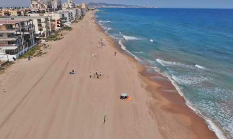 Playa de Tavernes.