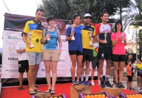 Podio absoluto masculino y femenino en Simat.