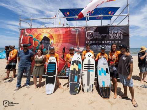 Podio strapless junior con Max Sanz, Keanu Merten, Javier López y Carlos Moreno.
