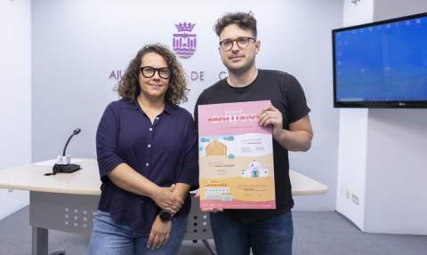 Alícia Izquierdo i Joan Deusa. Alícia Izquierdo i Joan Deusa.