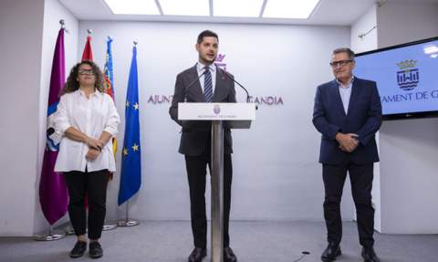 Izquierdo, Prieto y Gregori en rueda de prensa.