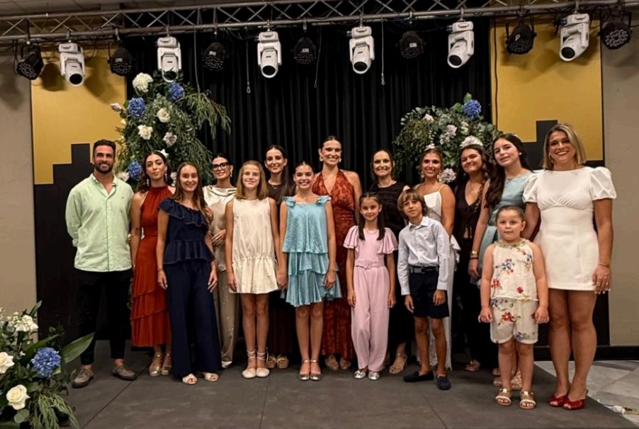 Demanà de les Reines de la Falla Plaça Prado per a l'any 2027