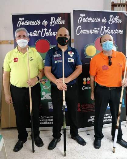 Los tres jugadores del club gandiense.