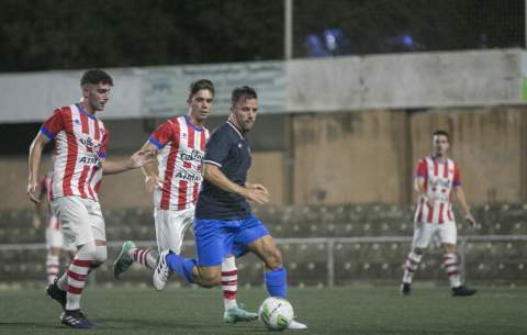 Un momento del partido. / Foto: &Agrave;lex Oltra.
