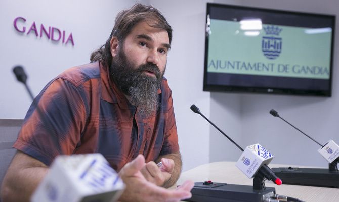 Xavier R&oacute;denas.