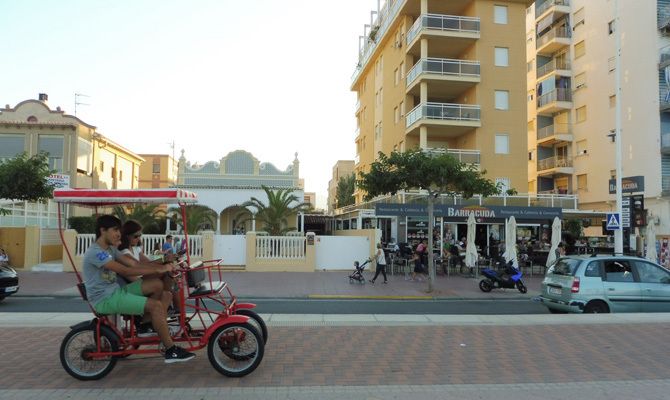 Paseo marítimo de Gandia.