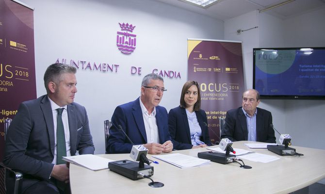 Presentación del evento en rueda de prensa.