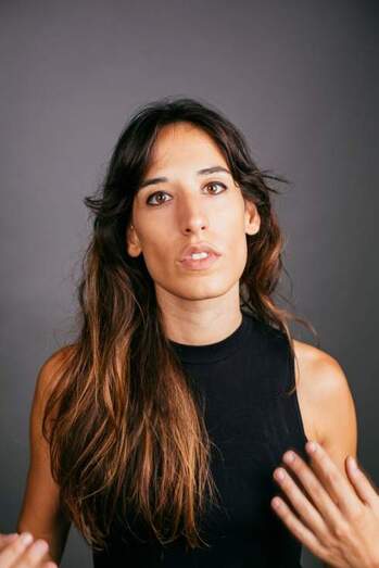 &Agrave;gueda Llorca.