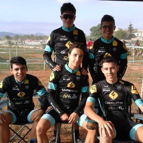 Cadetes y juveniles.