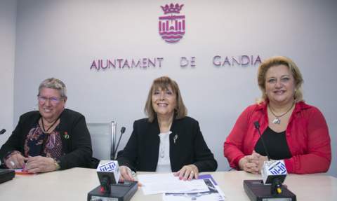 Mari Carmen Escrivà, Liduvina Gil y Montse Bermúdez. Mari Carmen Escrivà, Liduvina Gil y Montse Bermúdez.