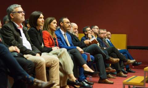 Autoridades asistentes. Autoridades asistentes.