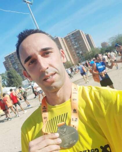 Toni Marcos en el Medio Maratón de Valencia.