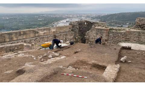 Excavaciones en Bairén. Excavaciones en Bairén.