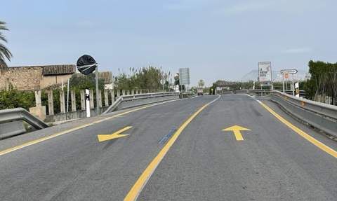 Cam&iacute; Real con la se&ntilde;alizaci&oacute;n de obras.