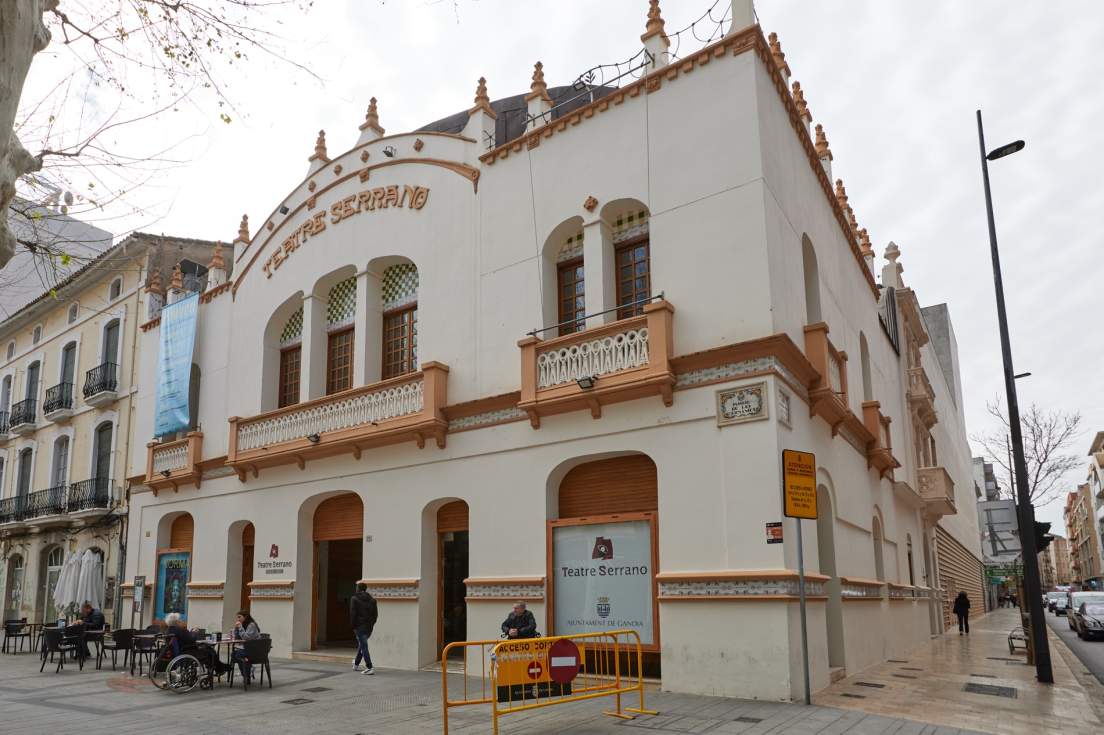 El Teatre Serrano posa a la venda les entrades de la programació d’arts escèniques de l’últim trimestre de 2026