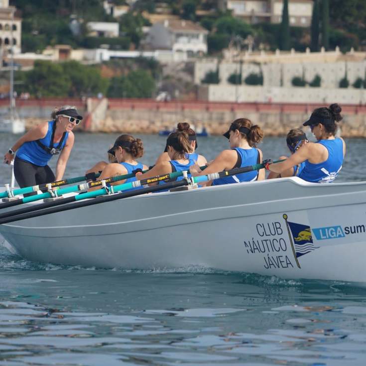 OIiva se prepara para remar contra el cáncer de mama