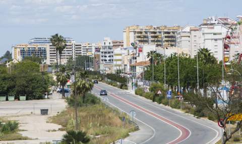 La carretera Natzaret-Oliva. La carretera Natzaret-Oliva.